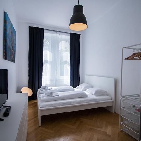 Porzellangarten Apartment I Contactless Check-In Vienna Exterior photo
