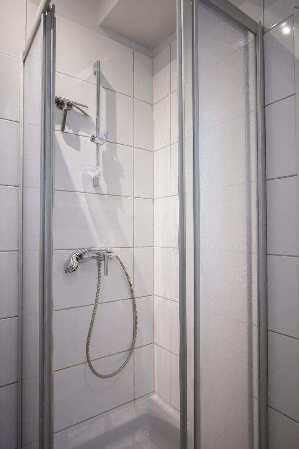 Porzellangarten Apartment I Contactless Check-In Vienna Exterior photo